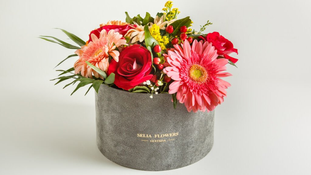 seasonal-flowers-box-selia-flowers-send-flowers-glyfada